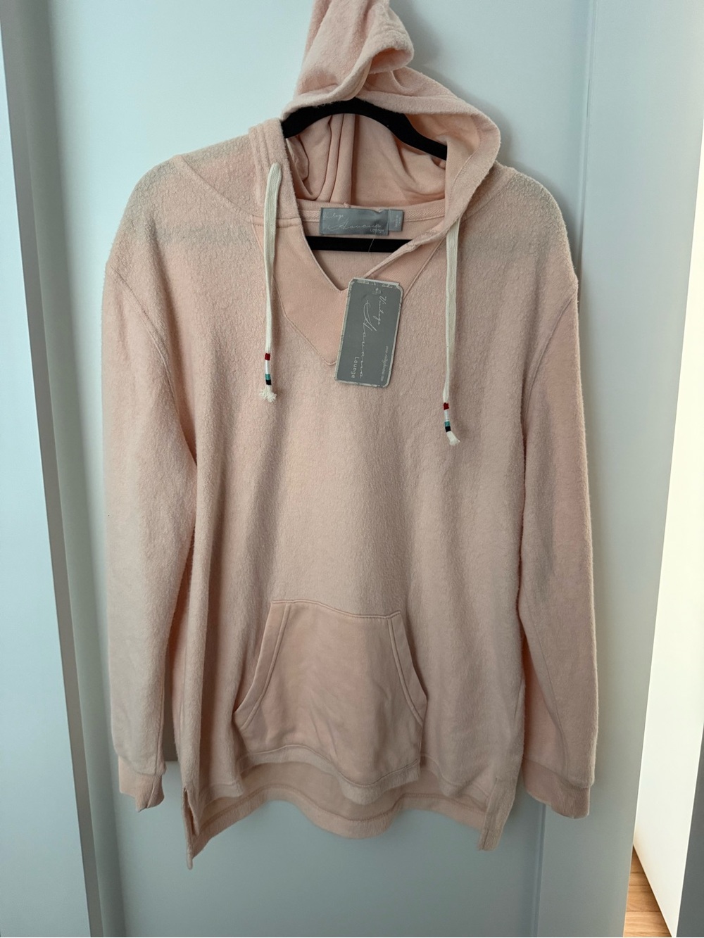 Vintage Havana Light Pink V-Neck Hooded Sweater